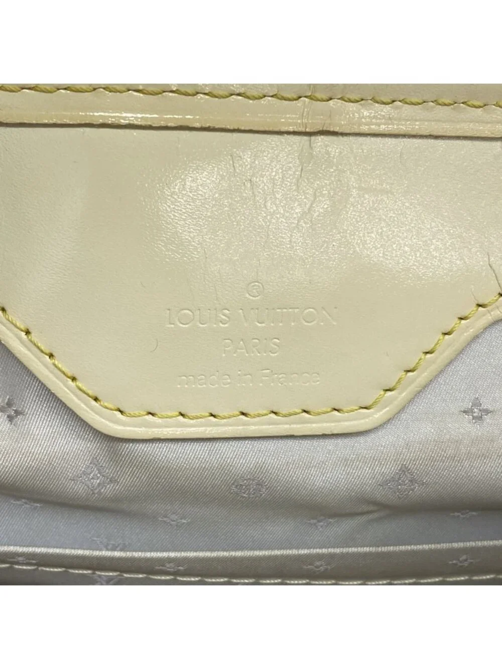 Louis Vuitton Shoulder Bag Suhali Resencial Blanc